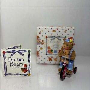 Button Bears “Joy Ride” Figurine by Peggy Ackley 1994 – Box & Tag